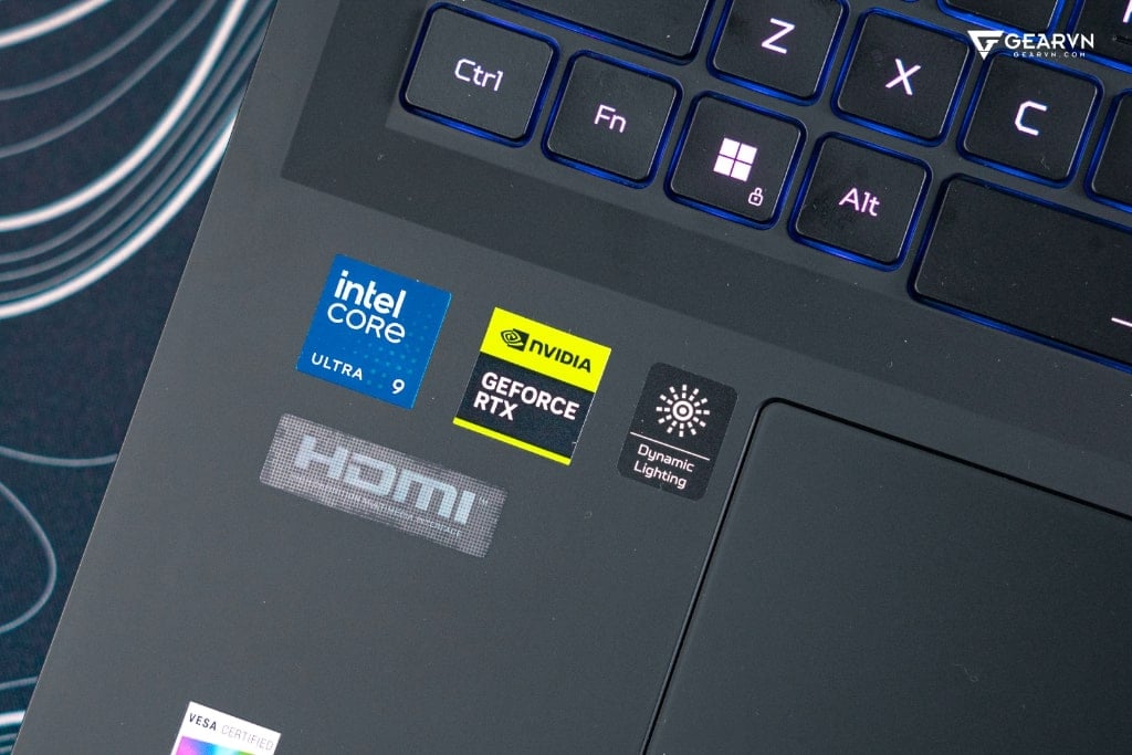 GEARVN - Laptop gaming Acer Predator Helios 18 PH18 73 93P0