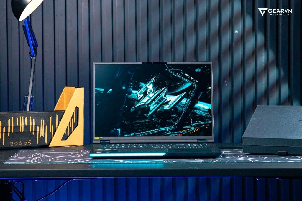 GEARVN - Laptop gaming Acer Predator Helios 18 PH18 73 98AQ