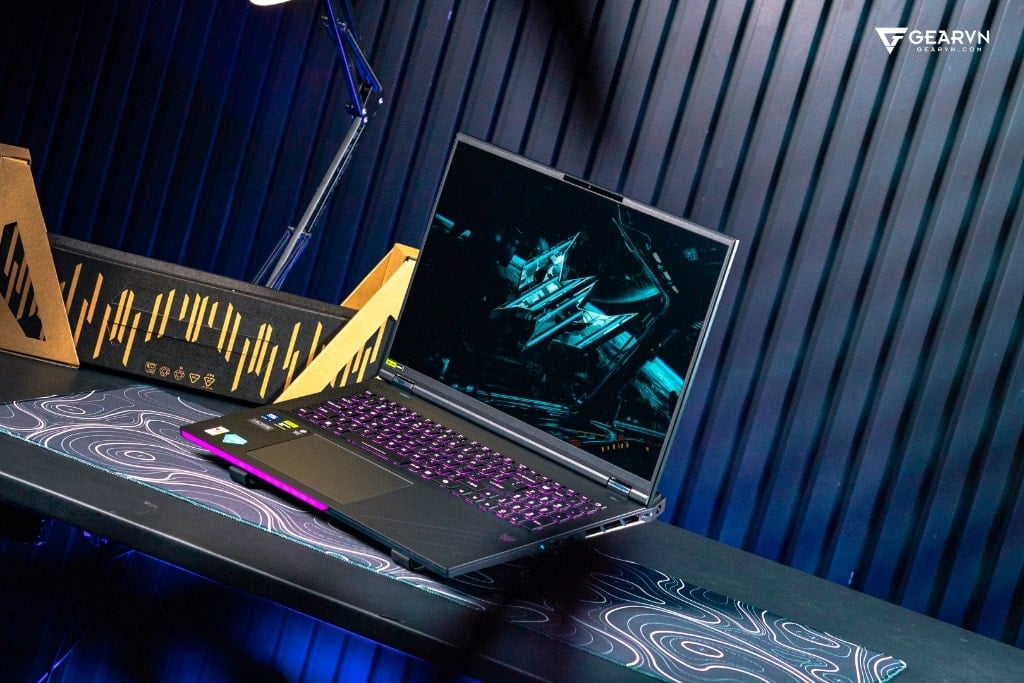 GEARVN - Laptop gaming Acer Predator Helios 18 PH18 73 98AQ