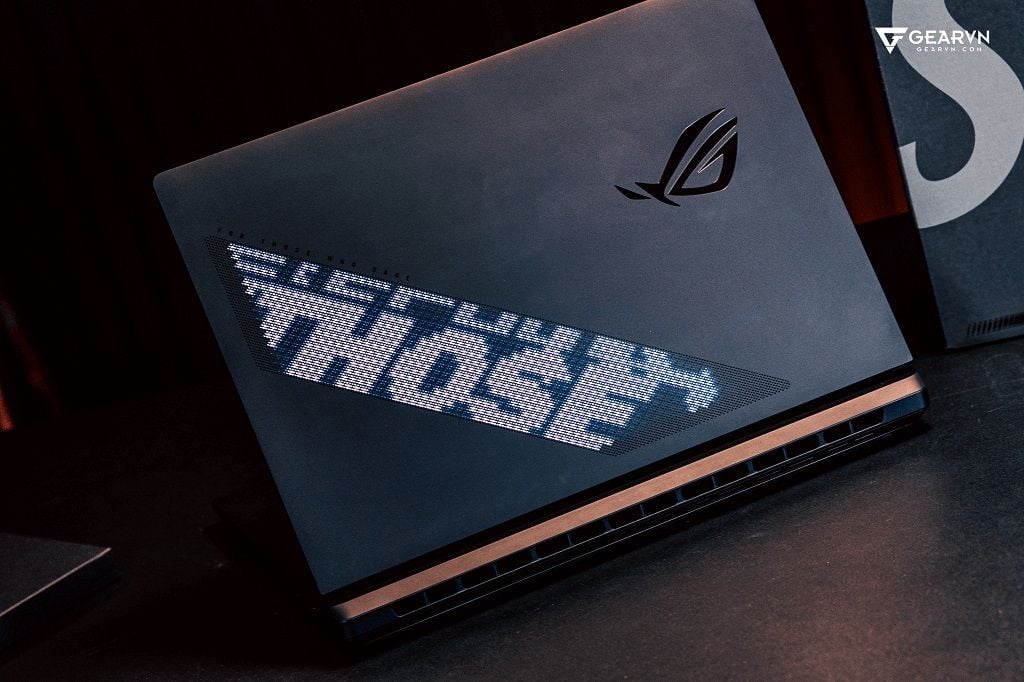 GEARVN - Laptop gaming ASUS ROG Strix SCAR 18 G835LX SA193W