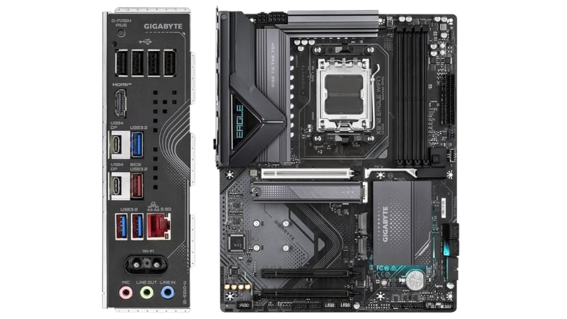 Cổng USB4 Type-C ở cụm I/O phía sau bo mạch chủ