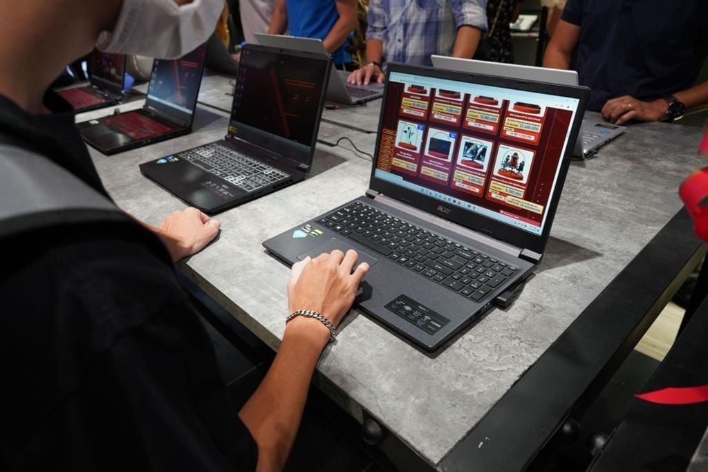 laptop cho sinh viên kinh tế