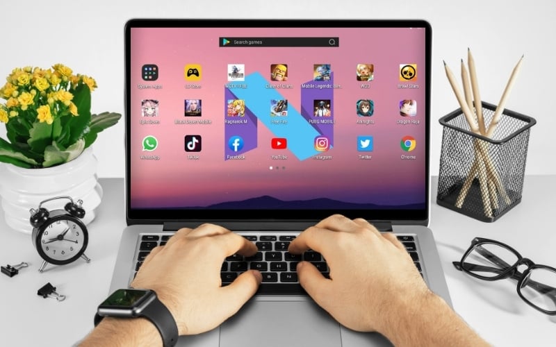 Laptop gaming sở hữu CPU đa nhân và GPU rời mạnh mẽ, dễ dàng xử lý nhiều cửa sổ giả lập