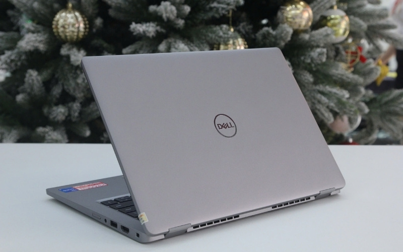 Nên ưu tiên các máy có CPU từ Intel Core i3/AMD Ryzen 3 trở lên