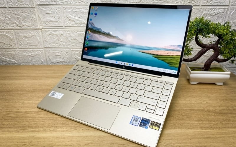 HP Envy: Sang trọng, mỏng nhẹ cho doanh nhân và nhà sáng tạo