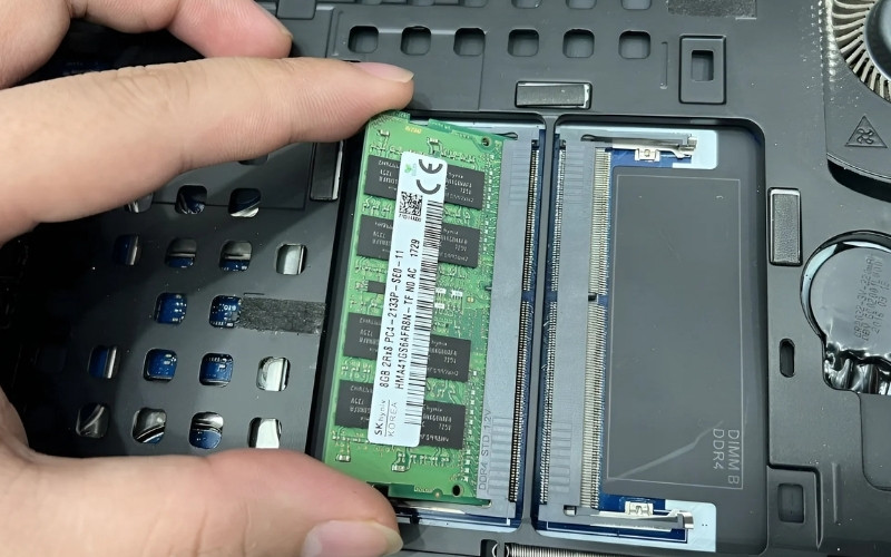 Dung lượng RAM càng lớn, laptop càng có nhiều không gian để chạy nhiều chương trình