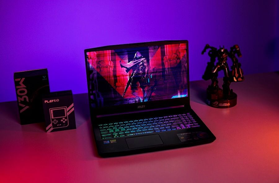 laptop vừa học vừa chơi game