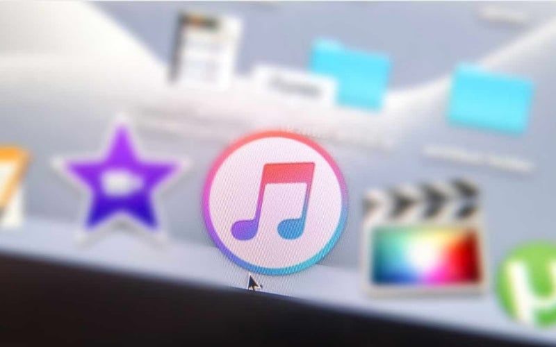 iTunes là lựa chọn cơ bản và hoàn toàn miễn phí để đồng bộ iPhone