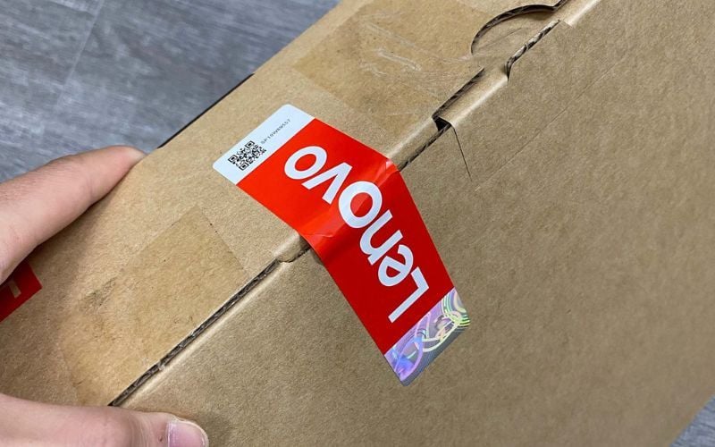 Sản phẩm mới nguyên bản sẽ có niêm phong của nhà sản xuất trên vỏ hộp