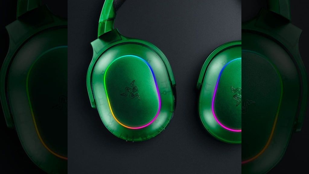 Tai nghe Razer Barracuda X Chroma Phantom Green Edition