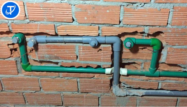 Tiêu chuẩn an toàn cần biết khi lắp đặt ống nước nóng