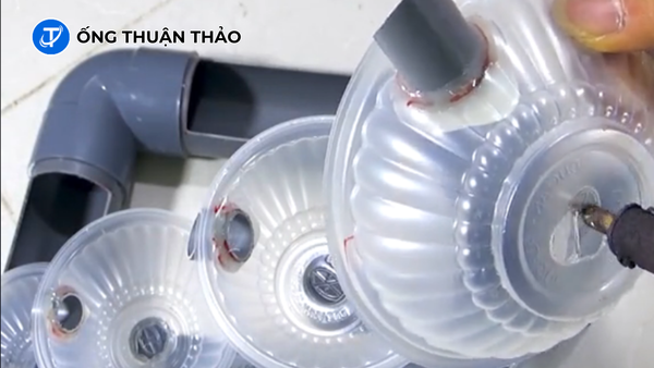 Thi Công Hệ Thống Nước Hồ Cá Mini Bằng Ống Nhựa PVC: Dễ Làm 4