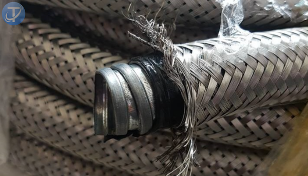 Ống nhựa PVC có thực sự bền? So sánh với ống kim loại và ống nhựa khác 4