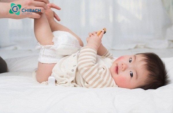 Vì sao trẻ sơ sinh dưới 1 tháng tuổi bị tiêu chảy?