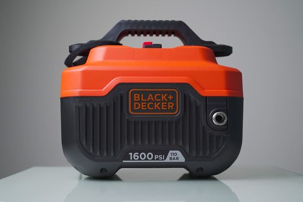 Hidrolavadora Black+Decker BEPW1600H-B3: Potencia y Eficiencia para tu Hogar