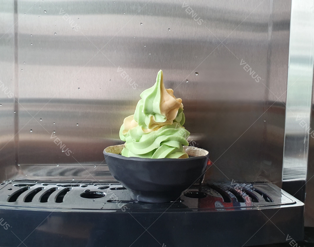 Kem tươi mix 2 vị hấp dẫn