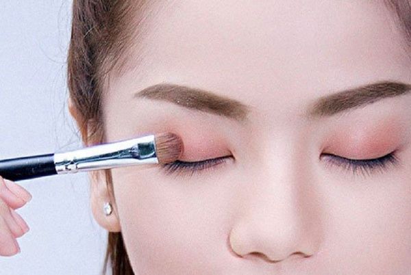 Các bước make up đơn giản cho người mới bắt đầu