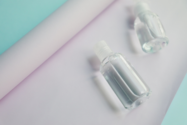 Cách sử dụng toner không cần bông tẩy trang