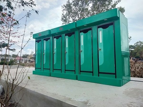 Nhà Vệ Sinh Di Động Composite Thành Phố Xanh