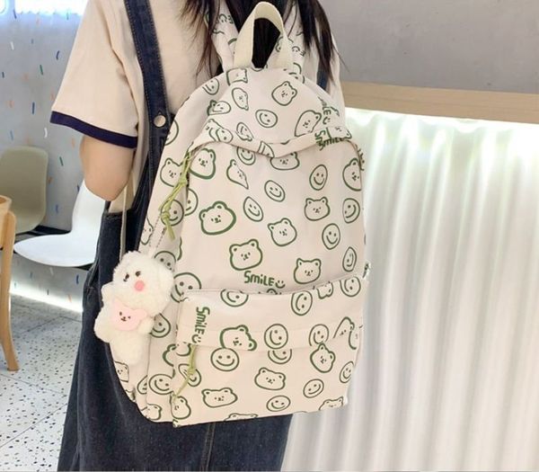 Khám phá 4 mẫu ba lô nữ cute phong cách và cá tính