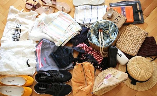 Cách sắp xếp vật dụng vào balo du lịch cực đơn giản