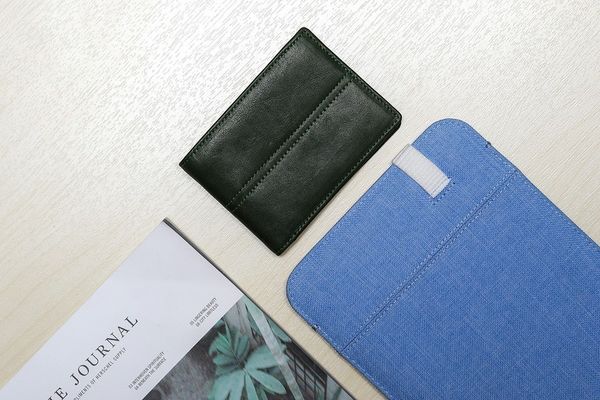 Mách bạn cách bảo quản và sử dụng ví da