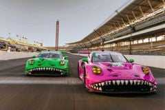 Porsche 911 GT3 “Roxy” và “Rexy” – Hai Biểu Tượng Trái Ngược Nhưng Đều Gây Sốt