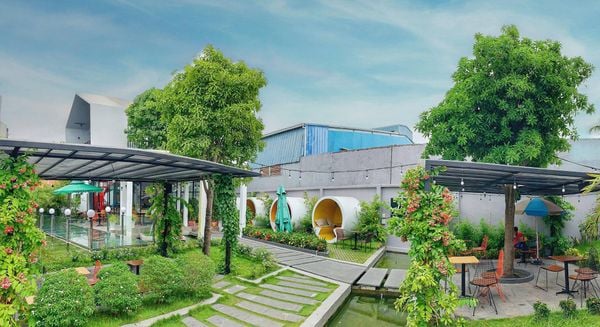 Lily's Garden Coffee - Quán cà phê sân vườn Thủ Đức
