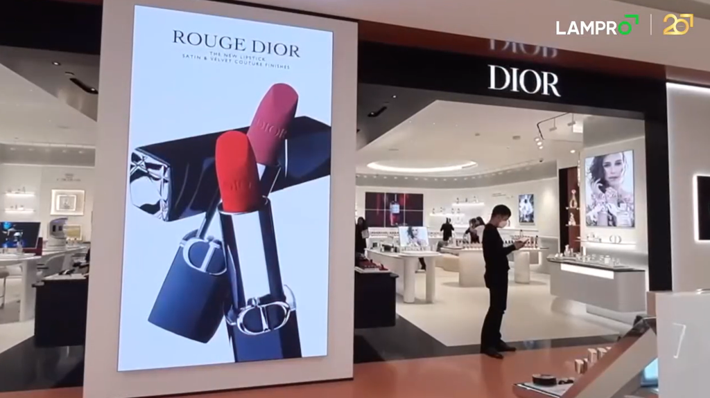 Trải nghiệm đẳng cấp LAMPRO LMiniP1.2 (COB) tại Dior Retail ở Bangkok, Thái Lan