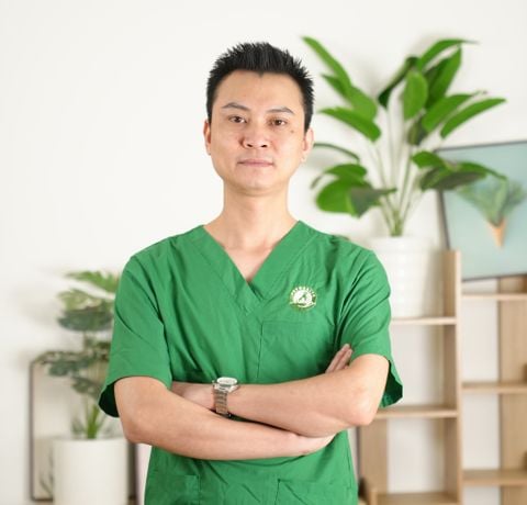 Mr. Hoàng Văn Hà - Bác sĩ chuyên khoa