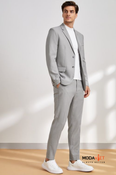 Đồng phục công sở phong cách Minimalism: Vì sao khiến nam giới mê mẩn?