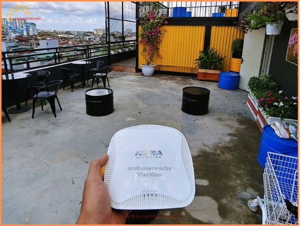 Wifi Mesh Aruba Sự Lựa Chọn Mô Hình Quán Cafe