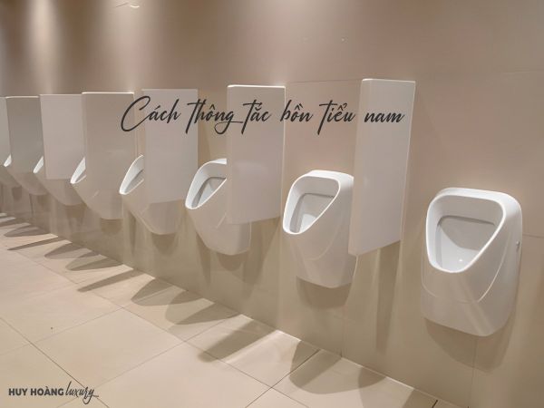 6 cách thông tắc bồn tiểu nam hiệu quả nhất bạn nên biết