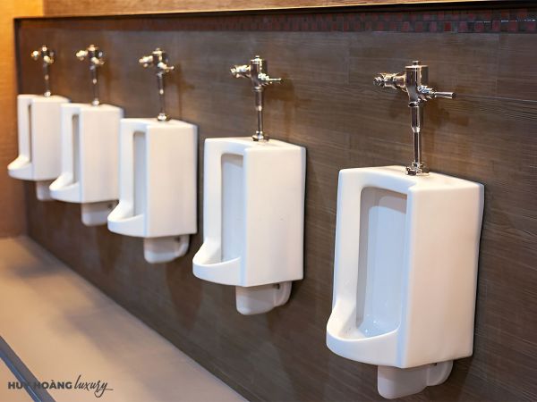 Giá van xả tiểu nam TOTO tại HUY HOÀNG LUXURY