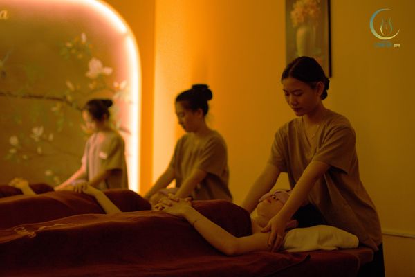MASSAGE CỔ VAI GÁY – LÀM DỊU CƠN ĐAU TỨC THÌ