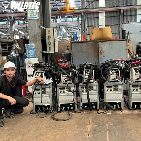WELDTEC bàn giao thành công lô máy hàn Panasonic YD-500FR2 cho khách hàng
