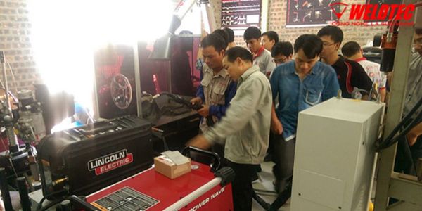 Thiết kế chế tạo các dây chuyển sản xuất cơ khí theo yêu cầu của Khách hàng