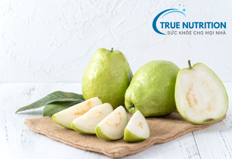 Trào ngược dạ dày ăn ổi được không? Giải đáp thắc mắc!
