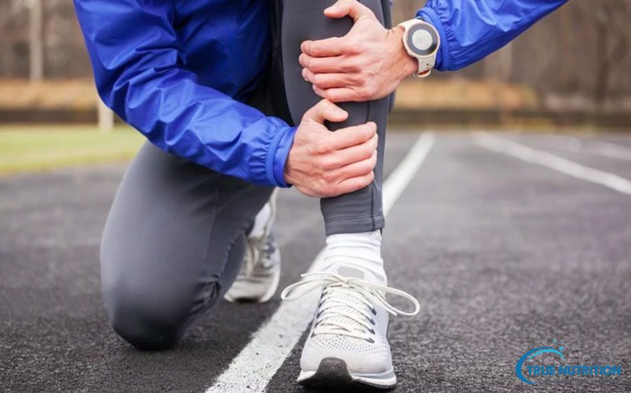 Bị Đau Buốt Trong Xương Ống Chân: Nguyên Nhân, Do Thiếu Chất Gì?