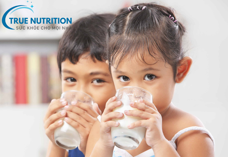 Phát triển chiều cao cho trẻ nhỏ bằng nguồn dinh dưỡng từ sữa