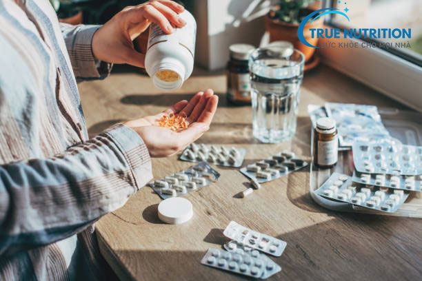 Lưu Ý Cần Biết Khi Sử Dụng Thuốc và Thực Phẩm Chức Năng Sau Đột Quỵ