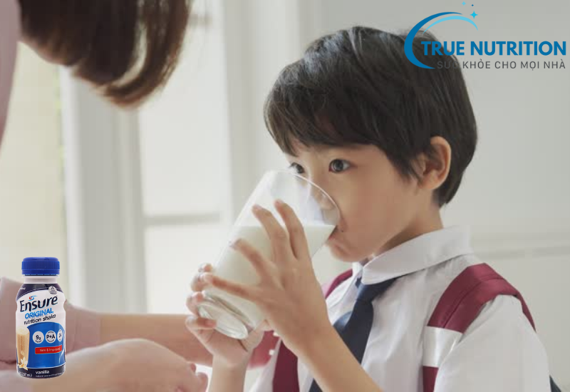 Sữa Ensure Nước Cho Trẻ Biếng Ăn: Giải Pháp Dinh Dưỡng Vàng Giúp Trẻ Phát Triển Vượt Bậc!