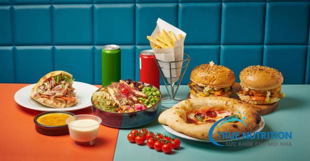 Hiểm họa mà bạn nên biết khi sử dụng thực phẩm siêu chế biến