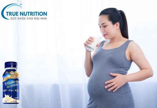 Sữa Ensure Nước Có Tốt Cho Bà Bầu Không? Giải Mã Sự Thật Đằng Sau Sản Phẩm Dinh Dưỡng Này!