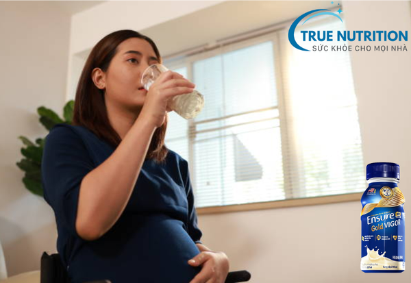 Sữa Ensure Nước Có Tốt Cho Bà Bầu Không? Giải Mã Sự Thật Đằng Sau Sản Phẩm Dinh Dưỡng Này!