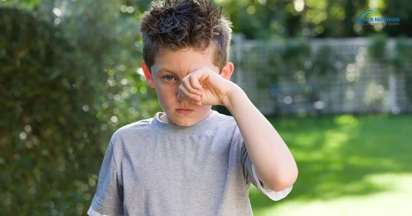 Cách Điều Trị Nháy Mắt ở Trẻ Nhỏ: Nguyên Nhân, Phòng Ngừa