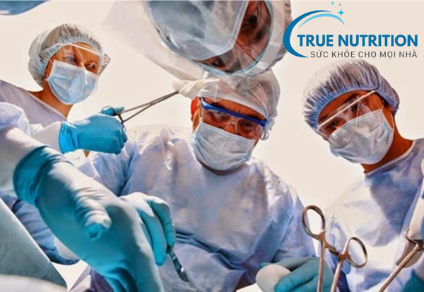 xuất huyết dạ dày có phải mổ không