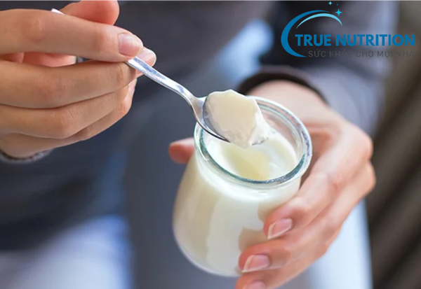 trào ngược dạ dày có ăn được sữa chua không