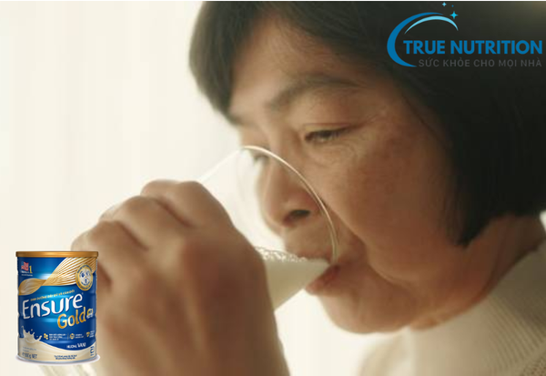 Cách Sử Dụng Sữa Ensure Cho Người Già: Hướng Dẫn Chi Tiết Để Bảo Vệ Sức Khỏe