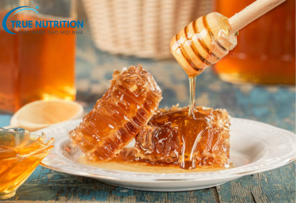 Mật Ong Có Làm Tăng Đường Huyết Không? Thông Tin Bạn Cần Nắm Rõ